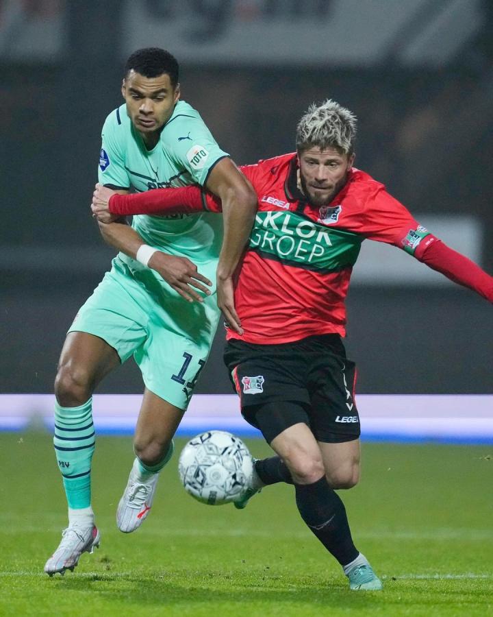 还是对球员 还是对球员