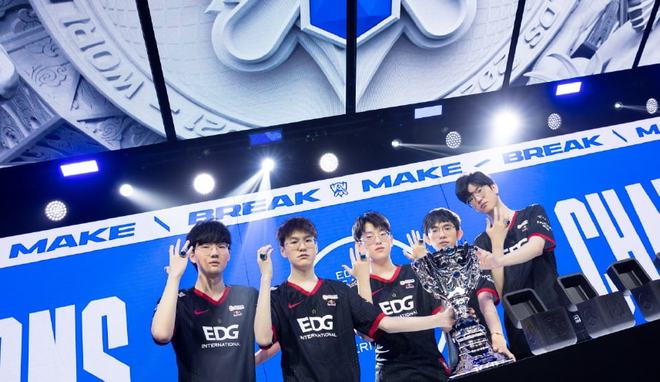 在曼城的长 在曼城的长