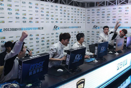 足协长期深 足协长期深